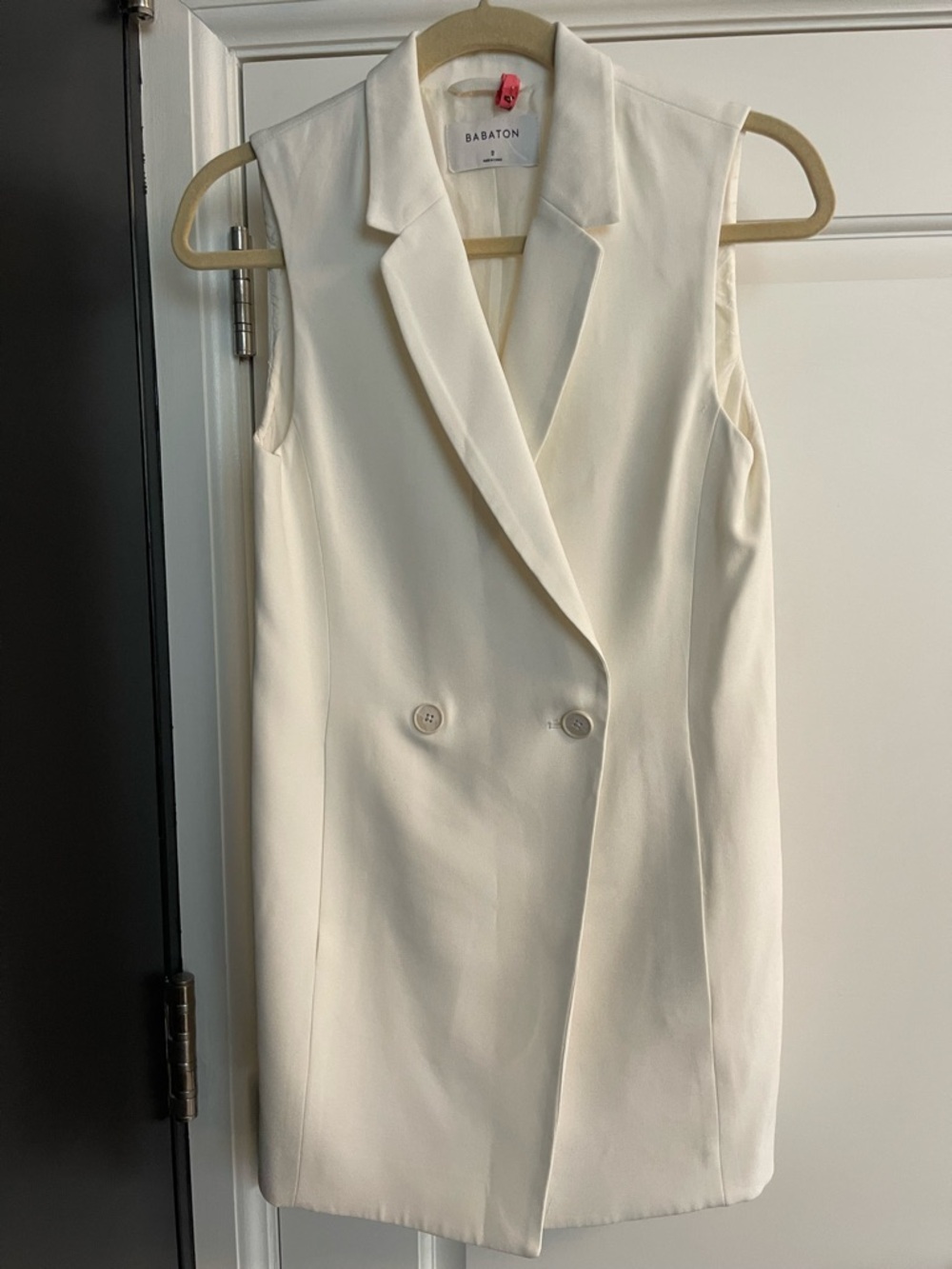 Babaton Ivory Sleeveless Blazer Dress with Notch Lapels